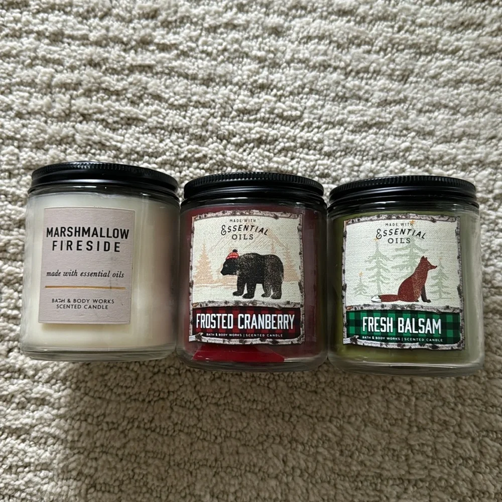 Bath & Body Works Christmas Candle Trio Set of 3 Candles - Picture 2 of 7